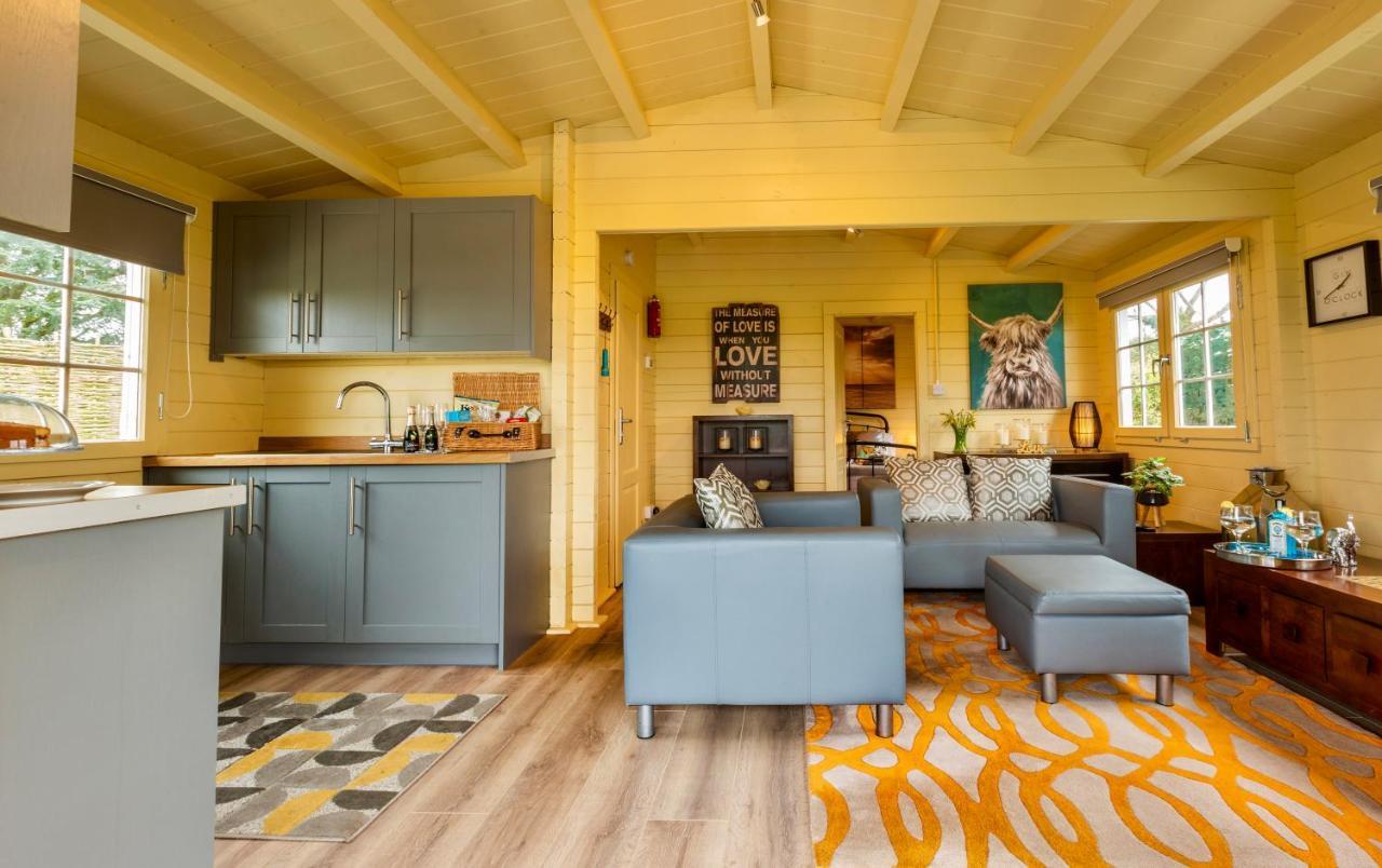 Sunset Log Cabin Садбері Екстер'єр фото